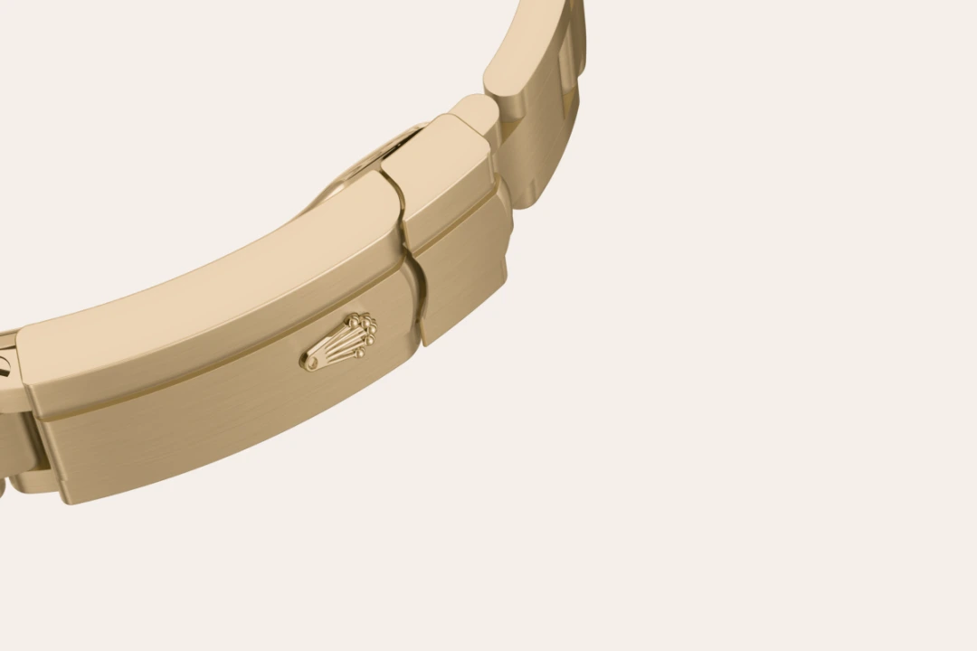 Rolex Oyster Perpetual in 18 ct yellow gold, M124208-0001 Vendemmia Joyero